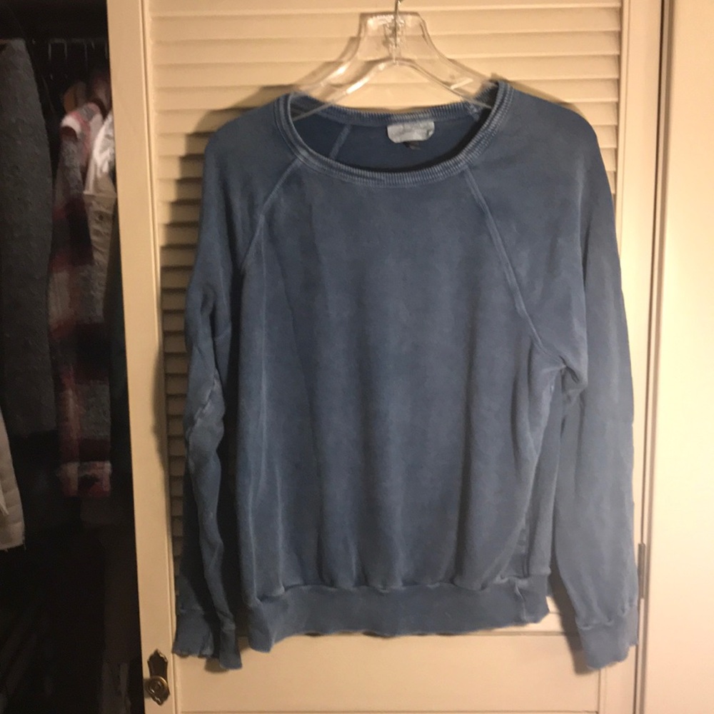 Universal Threads Distressed Crewneck Sweatshirt